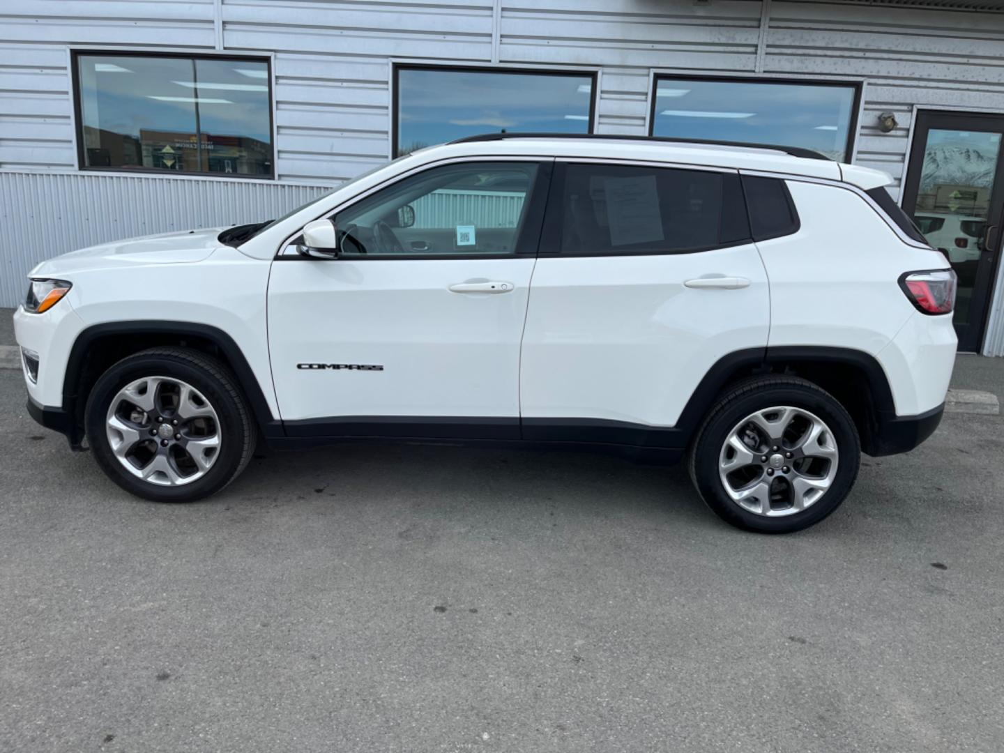 2021 Jeep Compass Limited 4WD (3C4NJDCB8MT) with an 2.4L L4 DOHC 16V engine, CVT transmission, located at 1960 Industrial Drive, Wasilla, 99654, (907) 274-2277, 61.573475, -149.400146 - Photo#2